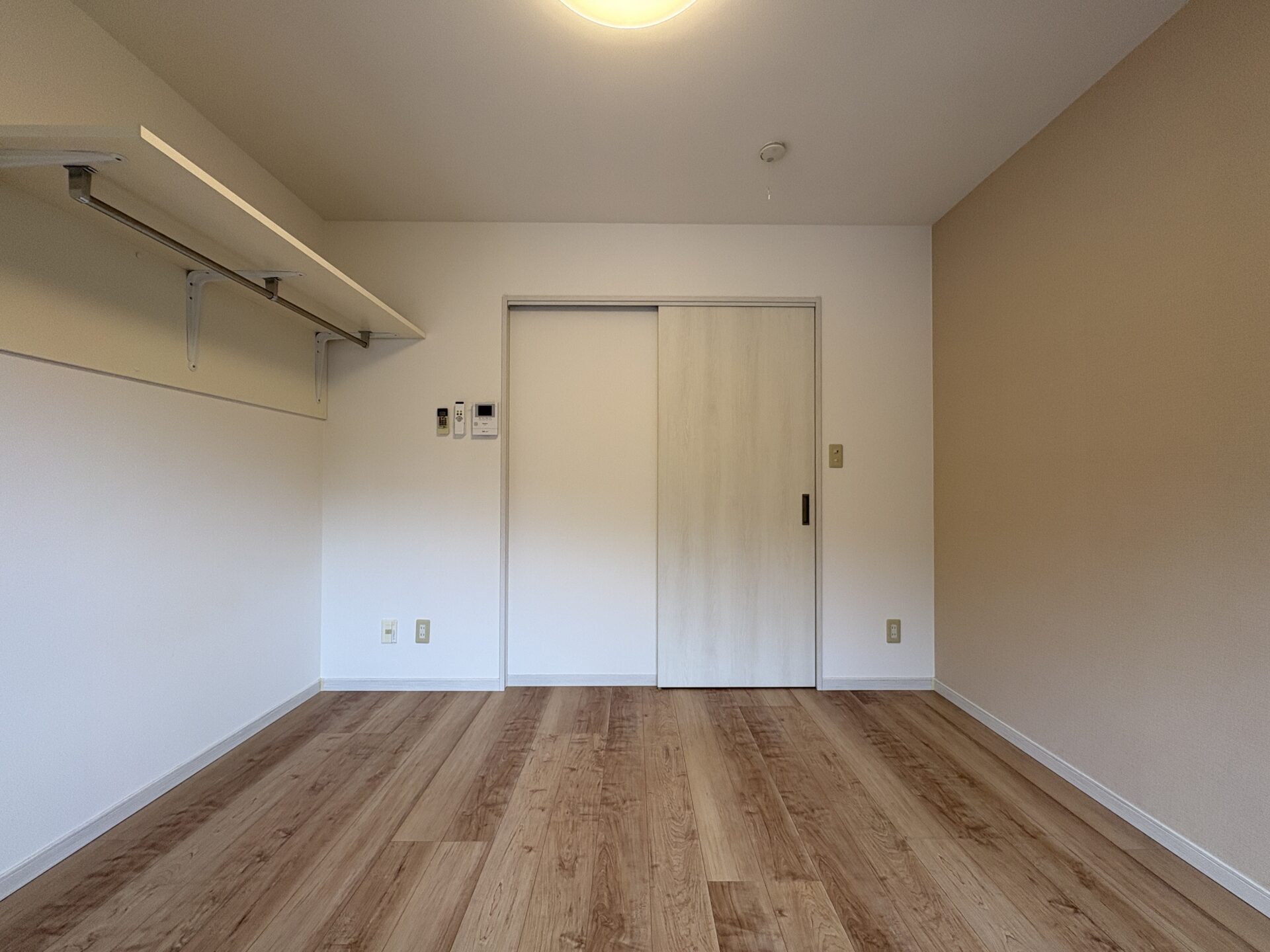 ▶引き戸で省スペース